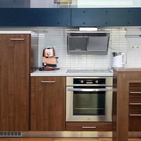 Modern Apartment With Terrace And Air Conditioning 프라하 외부 사진